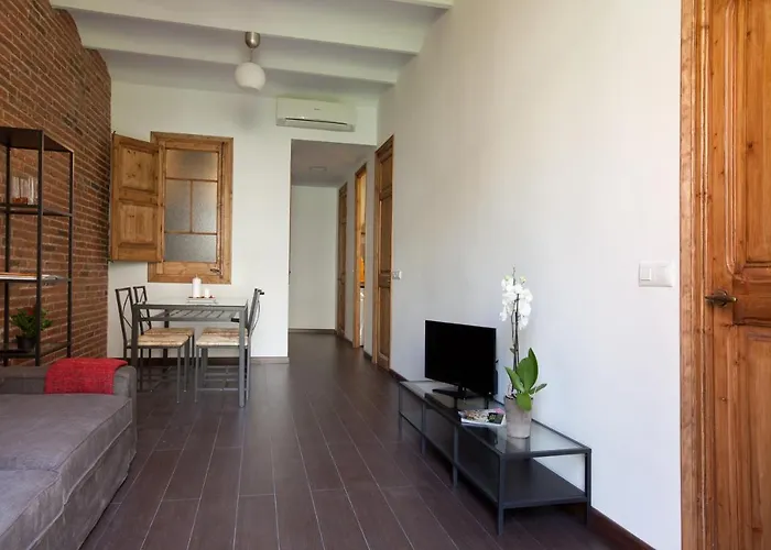 Comfortable Family With Balcony برشلونة